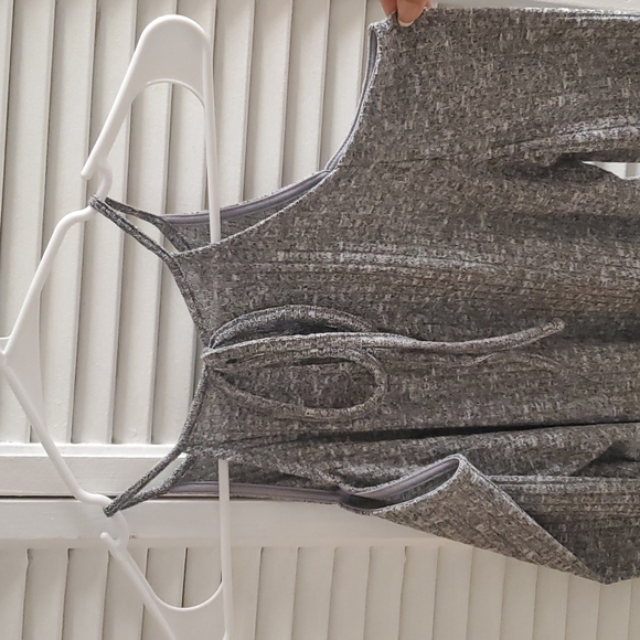 Long-sleeved top with shoulder cutouts - Picture 4 of 11